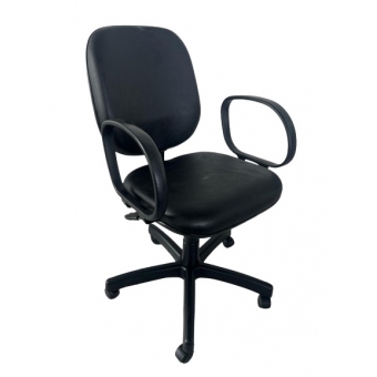 cadeira executiva preta couro