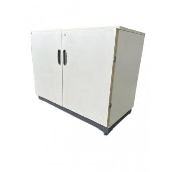 armário branco escritório